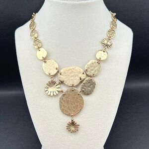 Statement Bib Necklace Gold Brass Tone Hammered Disc Riveted‎ Floral 18"